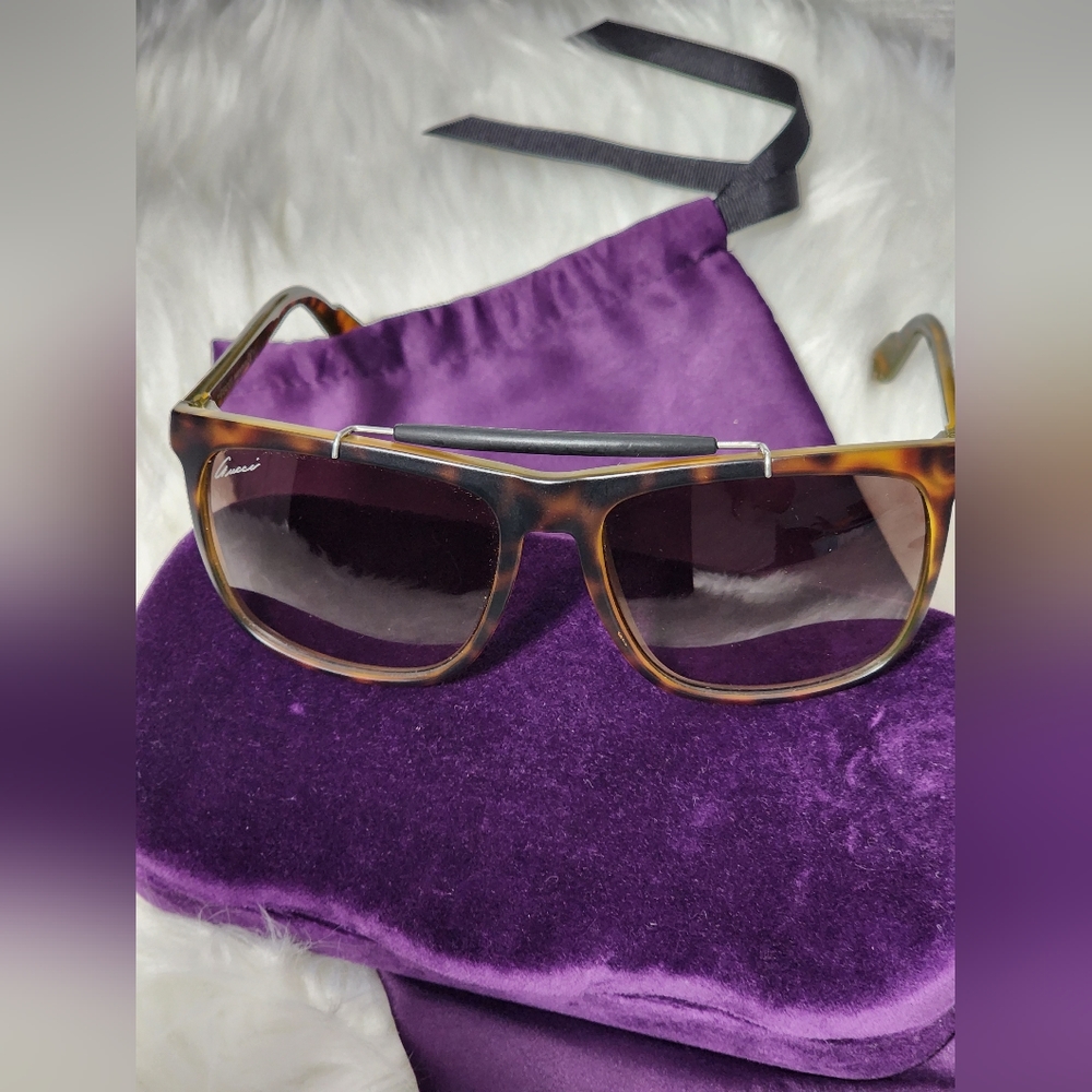 🩵 SOLD! 🔔 Gucci Sherry Line Sunglasses